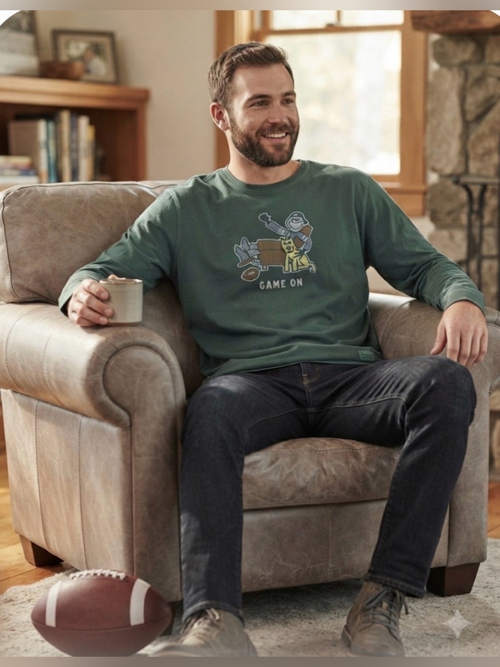 Life is Good Game On Long Sleeve Graphic T-Shirt XL Green Football Dog Cotton